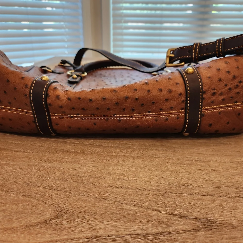 Dooney And Bourke Large Florentine Ostrich patterned leather bag. - Picture 6 of 11